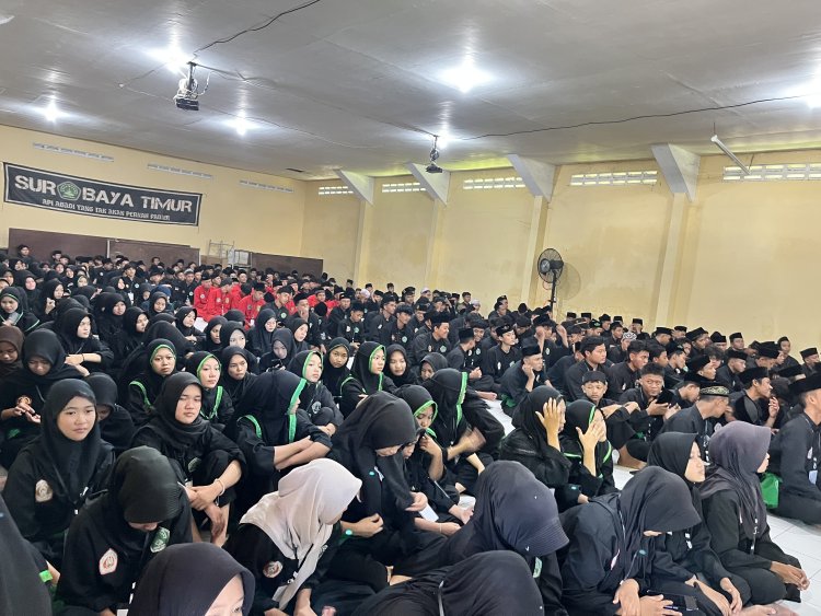 Pelantikan Pagar Nusa Surabaya: 7 Siswa Ranting Kodam V/Brawijaya PAC Wonokromo Warnai Pengesahan 485 Santri