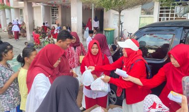 Berbagi Kemerdekaan dari Rusun Indrapura