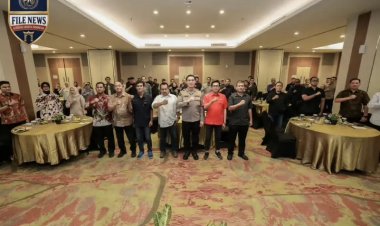 Polda Jatim Memperkuat Kemitraan dan Komunikasi Dengan Ngopi Bareng Awak Media