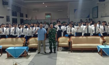 Danramil 0806-01/Trenggalek Sambangi STKIP PGRI