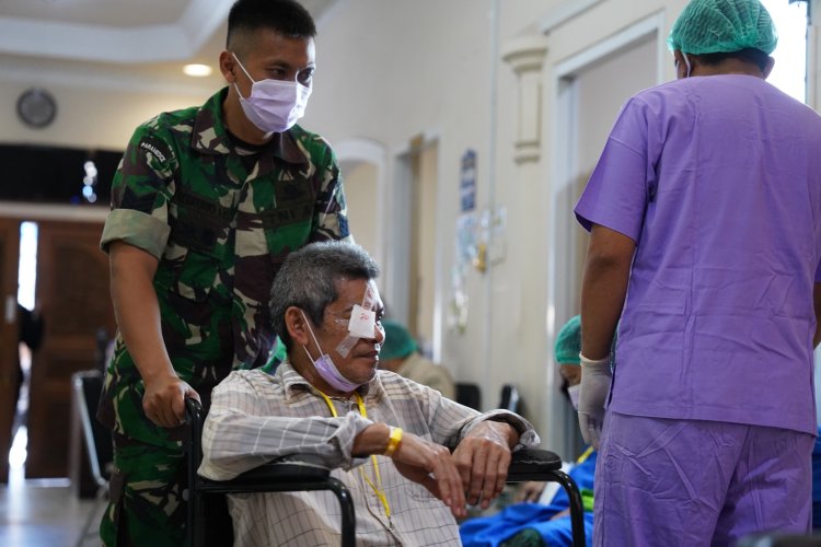 Bakti TNI AD 2026: Layanan Operasi Katarak Gratis Hadir Bagi Masyarakat Pamekasan-Madura