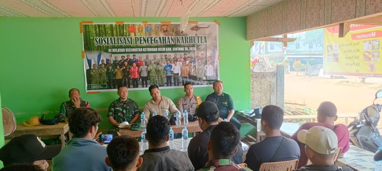 Tingkatkan Kesiapsiagaan Warga, TNI Intensifkan Penyuluhan Pencegahan Karhutla di Kabupaten Sintang