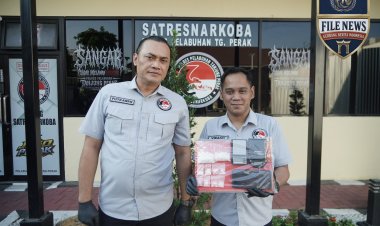 SATRESNARKOBA POLRES PELABUHAN TANJUNG PERAK SURABAYA, UNGKAP PEREDARAN SABU SEBERAT 65,51 GRAM