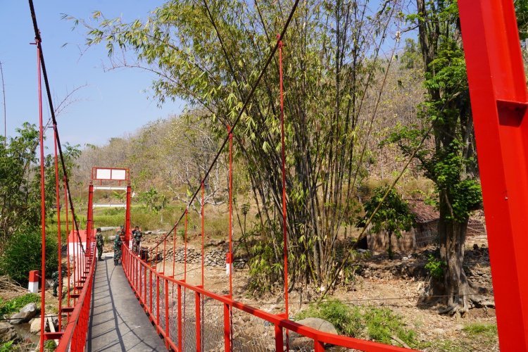 Pastikan Tepat Sasaran dan Berdaya Guna, Korem 081/DSJ Tinjau Jembatan Garuda di Madiun