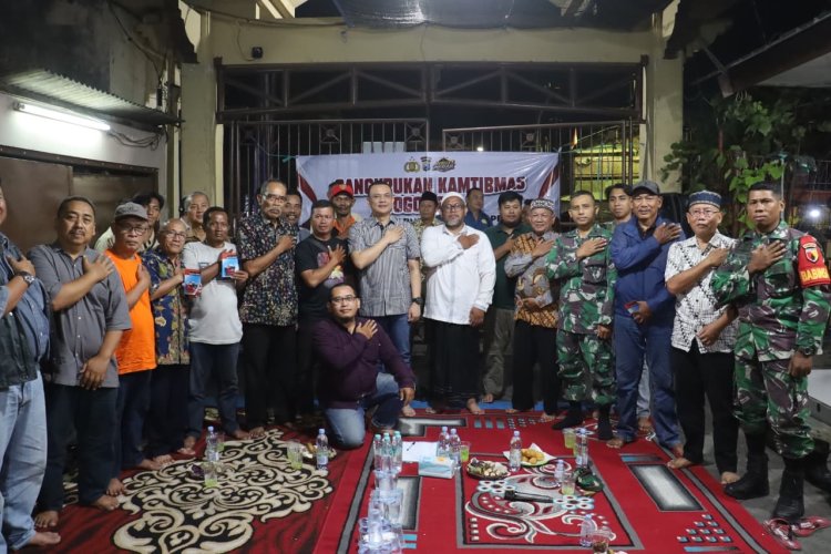 Polres Pelabuhan Tanjung Perak Surabaya Perkuat Sinergi dengan Warga, Gelar Cangkrukan Kamtibmas di Sidotopo Surabaya
