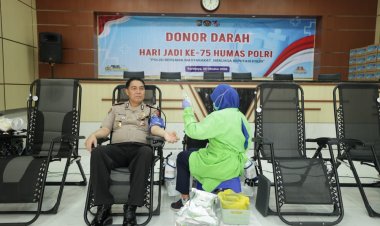 Polda Jatim dan Insan Pers Gelar Donor Darah, Wujud Sinergi Kemanusiaan di Hari Jadi ke-75 Humas Polri
