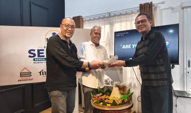 Podcast “SEMEJA” Hadir dengan Diskusi Ringan di Tengah Persaingan Konten Digital