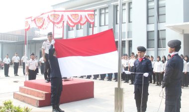 Kepala Rutan Kelas I Surabaya Pimpin Upacara Peringatan Hari Sumpah Pemuda ke-98