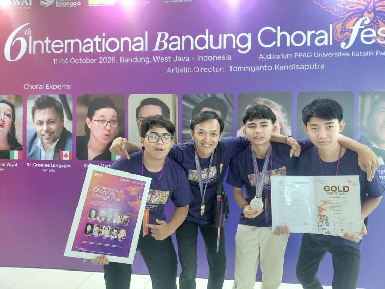 Gita Swara Fraternity Choir SMAK Frateran Surabaya Raih Gold dan Silver di Bandung International Choir Festival 2026