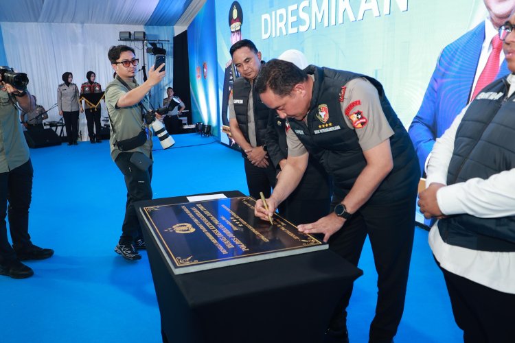 Kawal Hak Pekerja, Kapolri Resmikan Desk Ketenagakerjaan Polri Tingkat Polres di Jombang