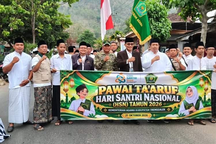 Pawai Ta’aruf Hari Santri di Panggul, Trenggalek