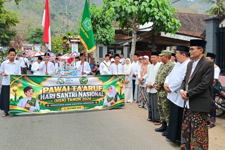 Pawai Ta’aruf Hari Santri di Panggul, Trenggalek