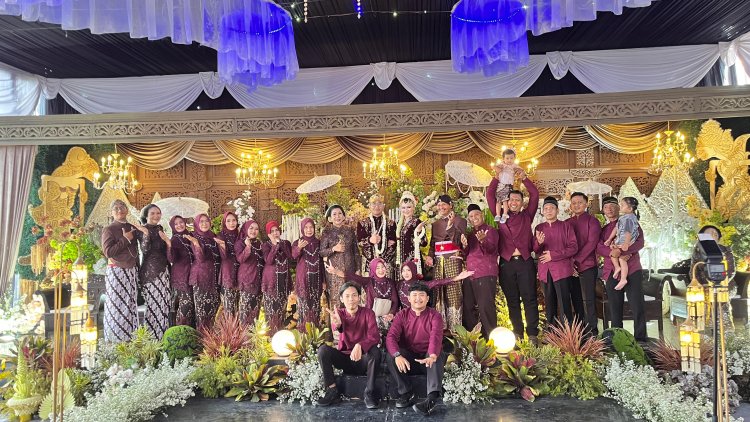 Tiga Hari Penuh Kebahagiaan, Keluarga Besar Dikir dan Mariani Kusuma Kabiro Media Nusantara Abadi News Sekaligus Ketua LBH Brawijaya Majapahit Nusantara Cabang Madiun Gelar Resepsi Pernikahan Putrinya di Saradan, Madiun