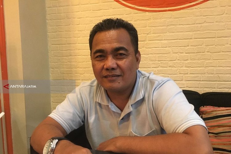 Di Balik Lapak Embong Blimbing: Ketika Penataan Kota Menyentuh Piring Nasi Warga